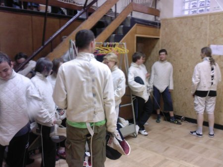 Trzeba by�o wielkiego wysi�ku namawiania i perswazji, aby studenci rozpocz�li swoje walki eliminacyjne ...