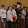 Panie ceni� sobie u James'a jego wykwintne maniery, poczucie humoru i przystojn� ... bu�k�.