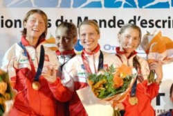 Sylwia Grucha�a, Magdalena Mroczkiewicz, Ma�gorzata Wojtkowiak i Katarzyna Krycza�o - mistrzynie �wiata z Sankt Petersburga w 2007 r.