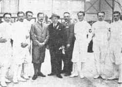 Pierwsi polscy medali�ci olimpijscy w szermierce (szabla dru�ynowa - III m.) - Amsterdam 1928 r.
