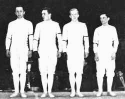 Srebrni szabli�ci z I.O. w Melbourne w 1956 roku : od lewej : Pawlas, Paw�owski, Kuszewski, Zab�ocki.